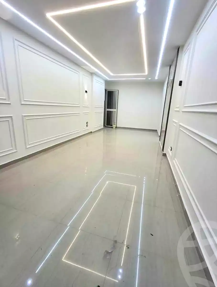 https://aqarmap.com.eg/ar/listing/7301726-for-sale-alexandria-el-asafra-shr-45