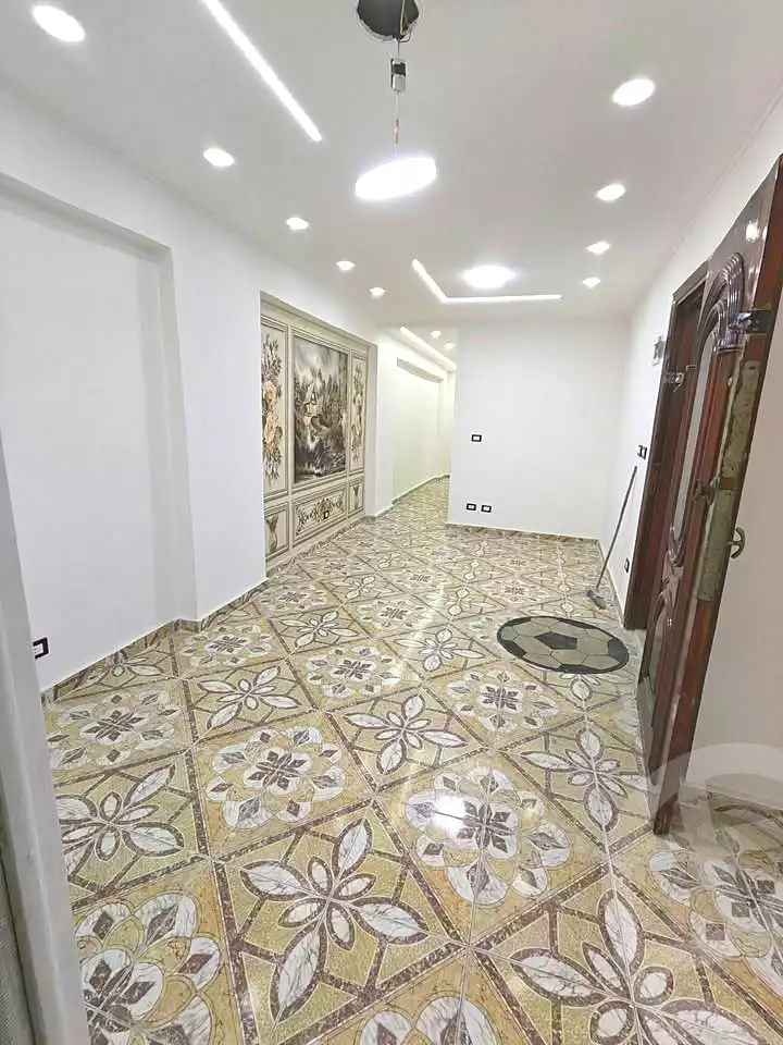 https://aqarmap.com.eg/ar/listing/7301868-for-sale-alexandria-el-asafra-shr-45