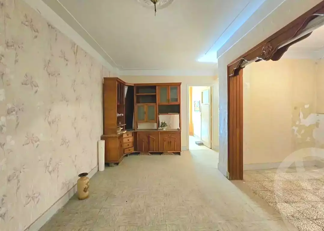 https://aqarmap.com.eg/ar/listing/7301940-for-sale-alexandria-ganaklis