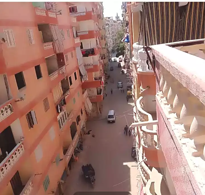 https://aqarmap.com.eg/ar/listing/7302115-for-sale-alexandria-al-agamy-el-hanouvel-abo-el-shawareb-st