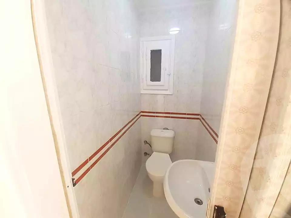 https://aqarmap.com.eg/ar/listing/7302450-for-sale-alexandria-al-agamy-shataa-el-nakheel