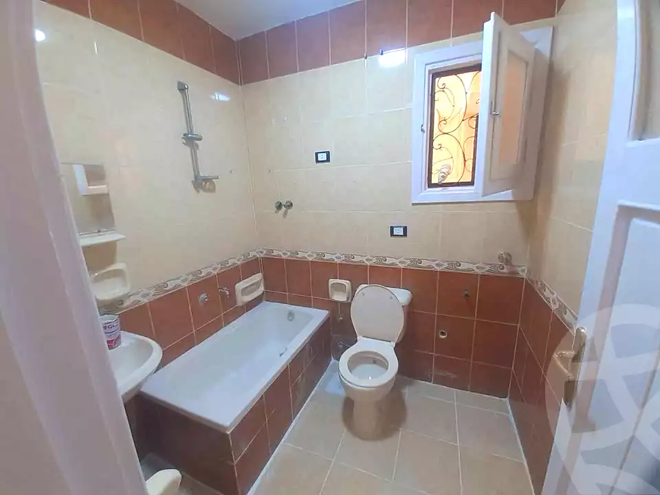 https://aqarmap.com.eg/ar/listing/7302460-for-sale-alexandria-al-agamy-shataa-el-nakheel