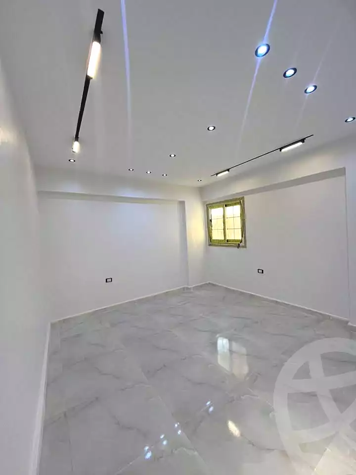 https://aqarmap.com.eg/ar/listing/7302540-for-sale-alexandria-al-agamy-lbytsh-shahr-al-assal-st