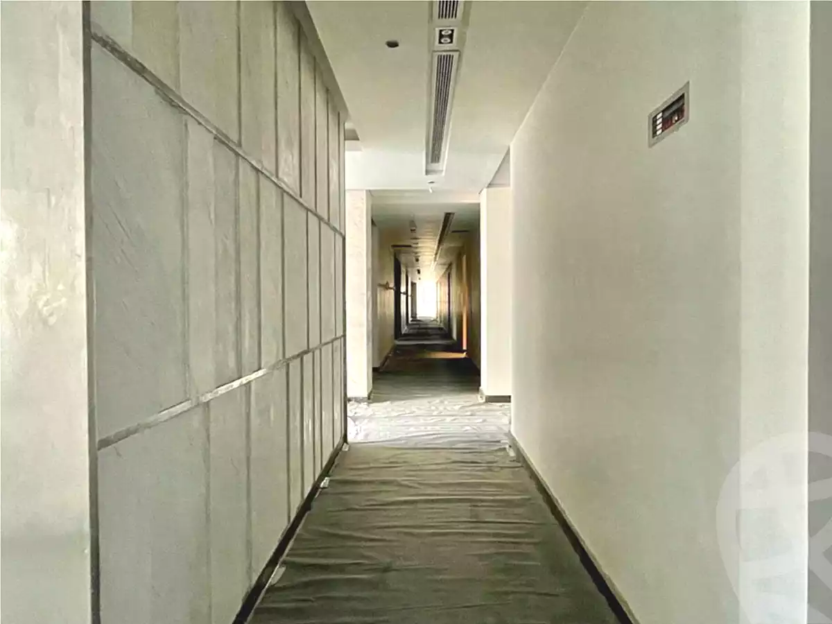https://aqarmap.com.eg/ar/listing/7303141-for-sale-cairo-new-cairo-compounds-hyde-park-business-district