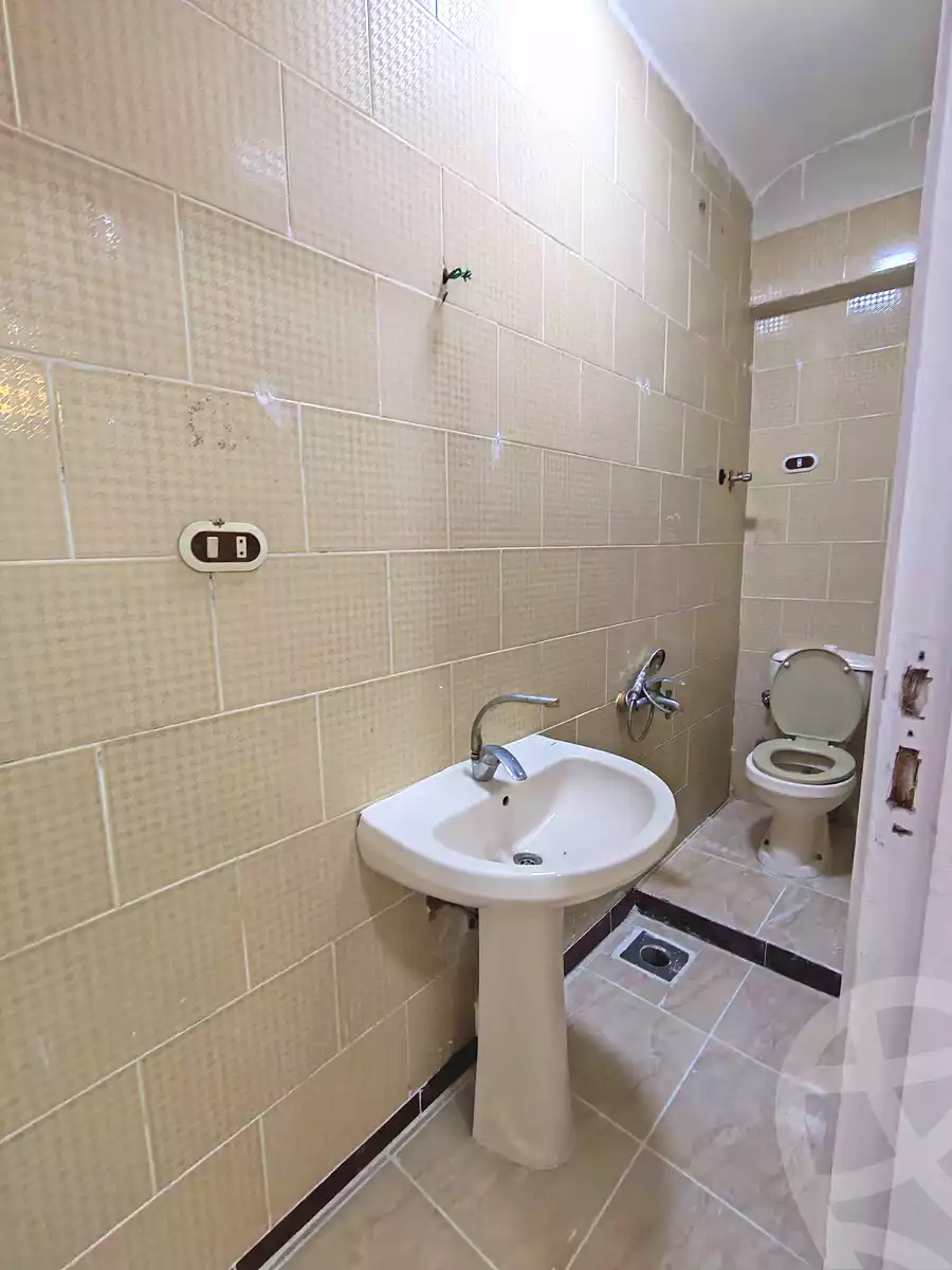 https://aqarmap.com.eg/en/listing/7303232-for-sale-alexandria-al-agamy-shataa-el-nakheel