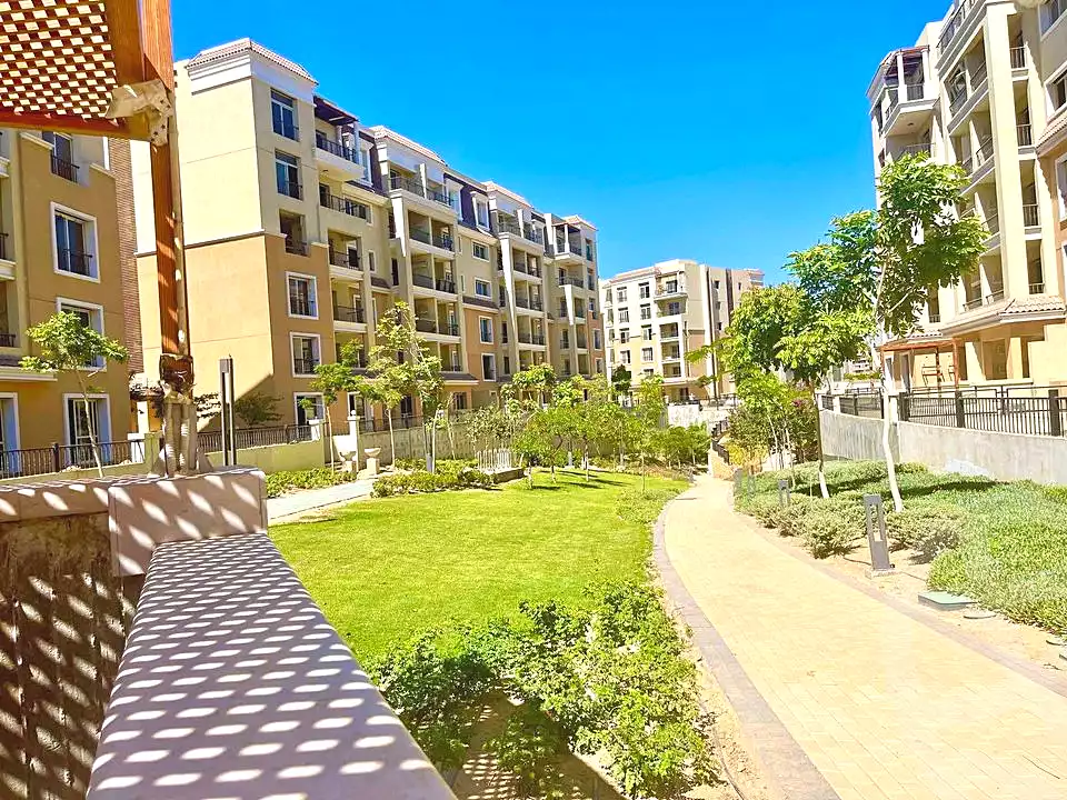 https://aqarmap.com.eg/ar/listing/7303789-for-sale-cairo-new-cairo-compounds-sarai-esse-residence-sarai