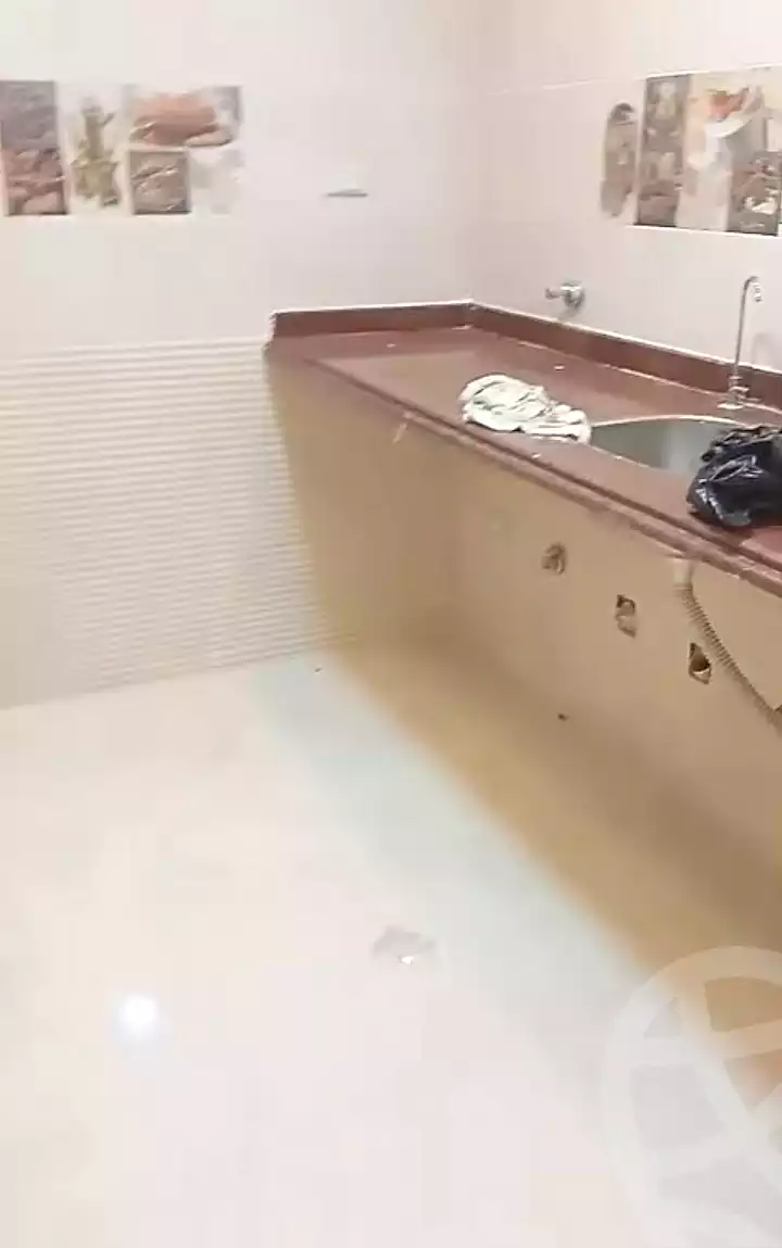 https://aqarmap.com.eg/en/listing/7304484-for-sale-alexandria-sydy-bshr-sydy-bshr-bhry-gamal-abd-el-nasir-st