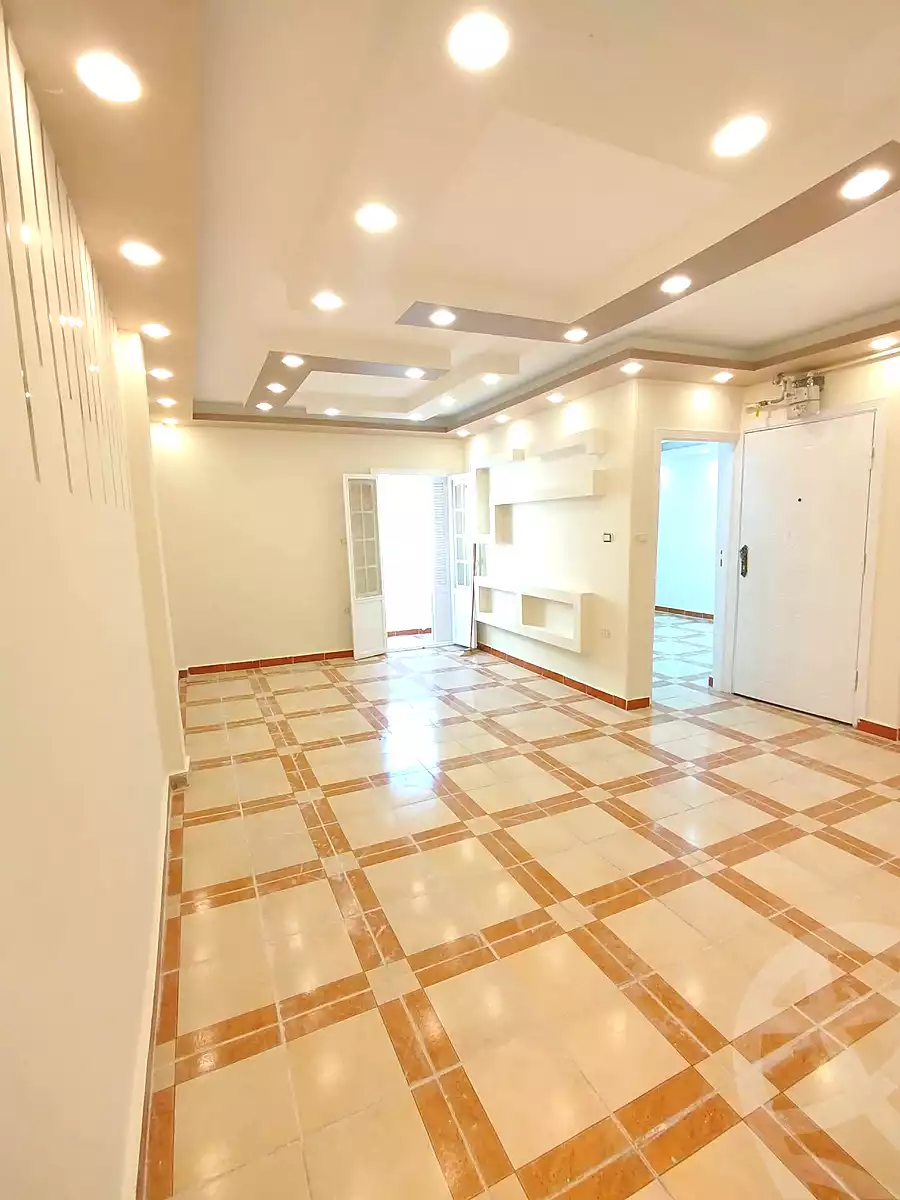 https://aqarmap.com.eg/ar/listing/7304770-for-sale-alexandria-lsywf-el-falki