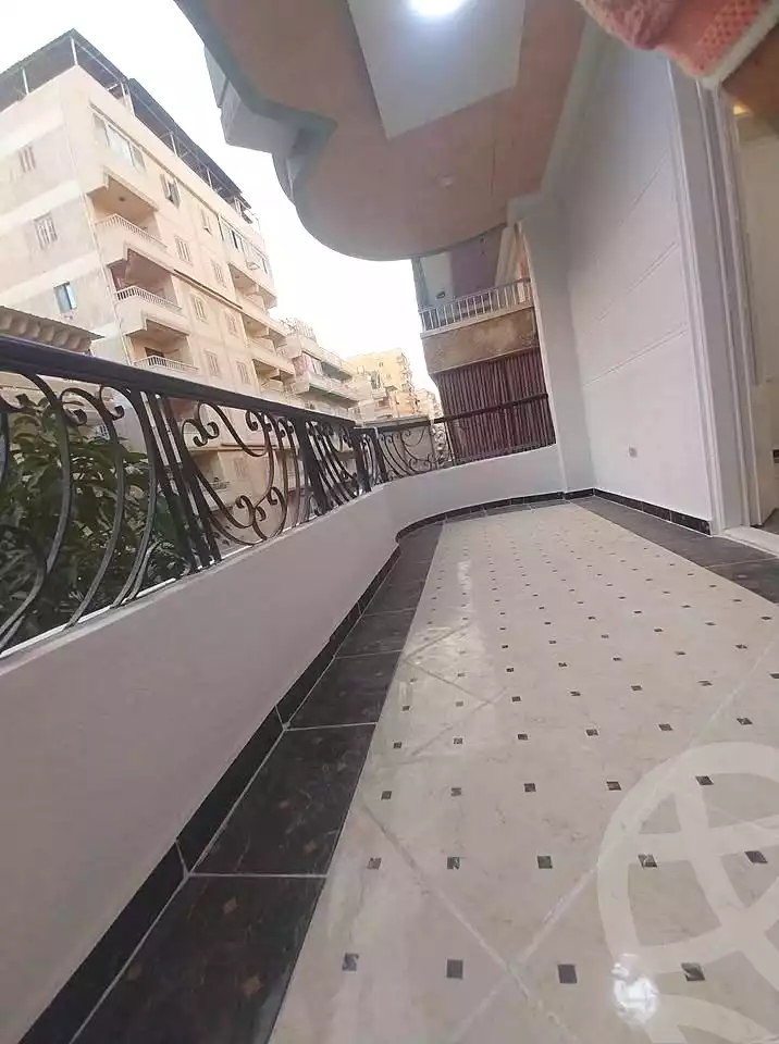 https://aqarmap.com.eg/en/listing/7305031-for-sale-alexandria-al-agamy-shataa-el-nakheel