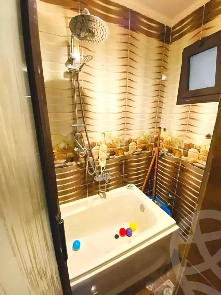 https://aqarmap.com.eg/en/listing/7305140-for-sale-alexandria-al-agamy-lbytsh-shahr-al-assal-st