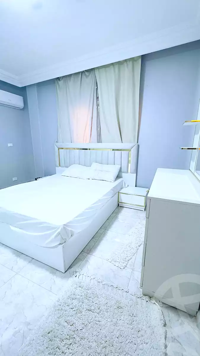 https://aqarmap.com.eg/ar/listing/7305482-for-rent-cairo-6th-of-october-el-ahyaa-neighborhood-1st