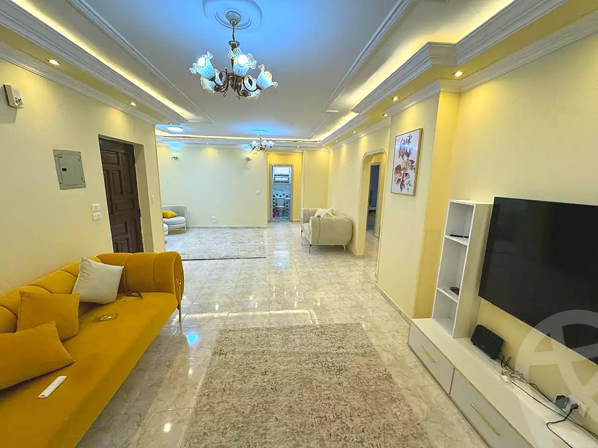 https://aqarmap.com.eg/ar/listing/7305482-for-rent-cairo-6th-of-october-el-ahyaa-neighborhood-1st