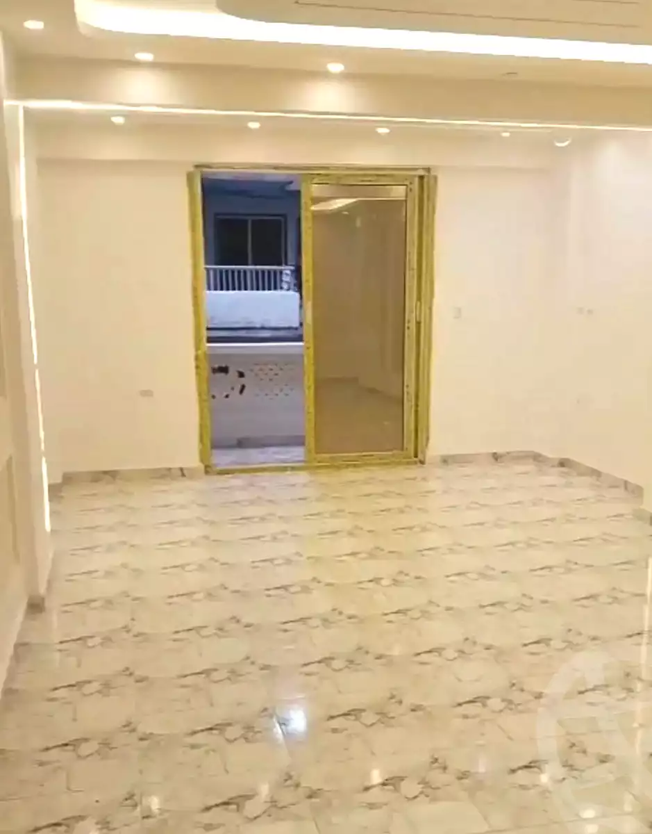 https://aqarmap.com.eg/ar/listing/7306190-for-sale-alexandria-el-asafra-l-sfr-bhry