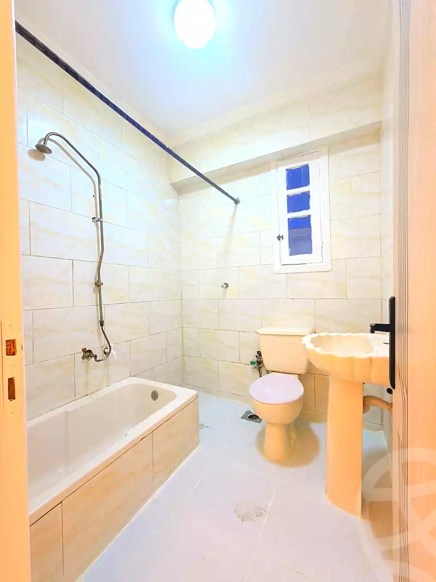 https://aqarmap.com.eg/ar/listing/7306231-for-sale-alexandria-al-agamy