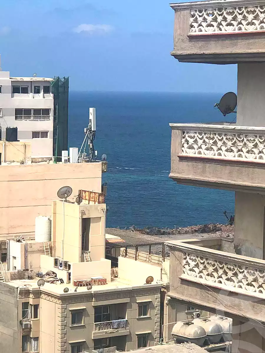 https://aqarmap.com.eg/ar/listing/7306244-for-sale-alexandria-sydy-bshr-sydy-bshr-bhry-shr-khld-bn-lwlyd