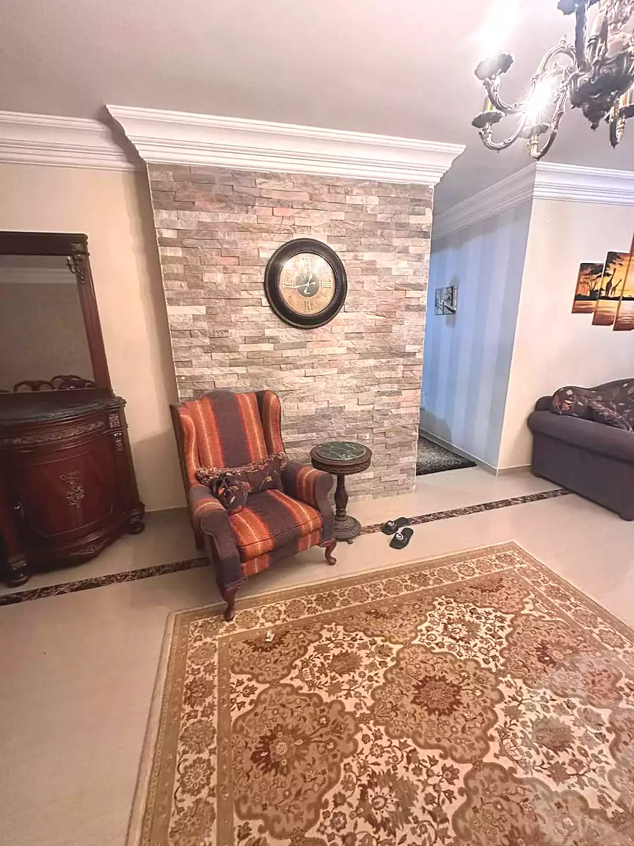 https://aqarmap.com.eg/ar/listing/7306305-for-rent-alexandria-zezenia