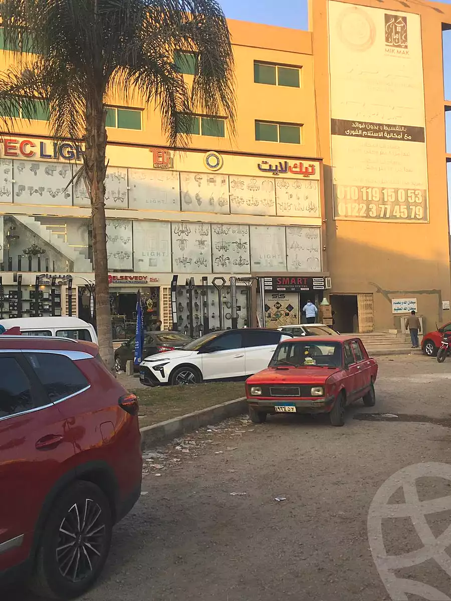 https://aqarmap.com.eg/ar/listing/7306439-for-sale-cairo-6th-of-october-compounds-ali-el-din-mall
