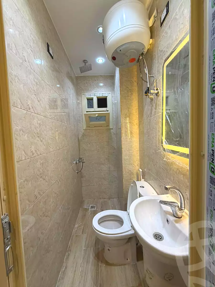 https://aqarmap.com.eg/ar/listing/7306422-for-sale-cairo-6th-of-october-el-ahyaa-neighborhood-1st