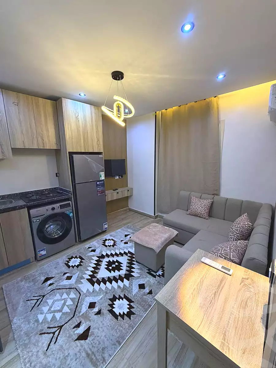 https://aqarmap.com.eg/ar/listing/7306422-for-sale-cairo-6th-of-october-el-ahyaa-neighborhood-1st