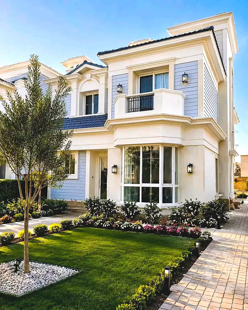 https://aqarmap.com.eg/ar/listing/7306545-for-sale-cairo-new-cairo-compounds-mountain-view1-1-compound