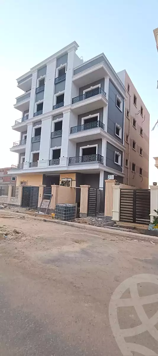 https://aqarmap.com.eg/en/listing/7306723-for-sale-cairo-new-cairo-bait-el-watan-shml-byt-lwtn