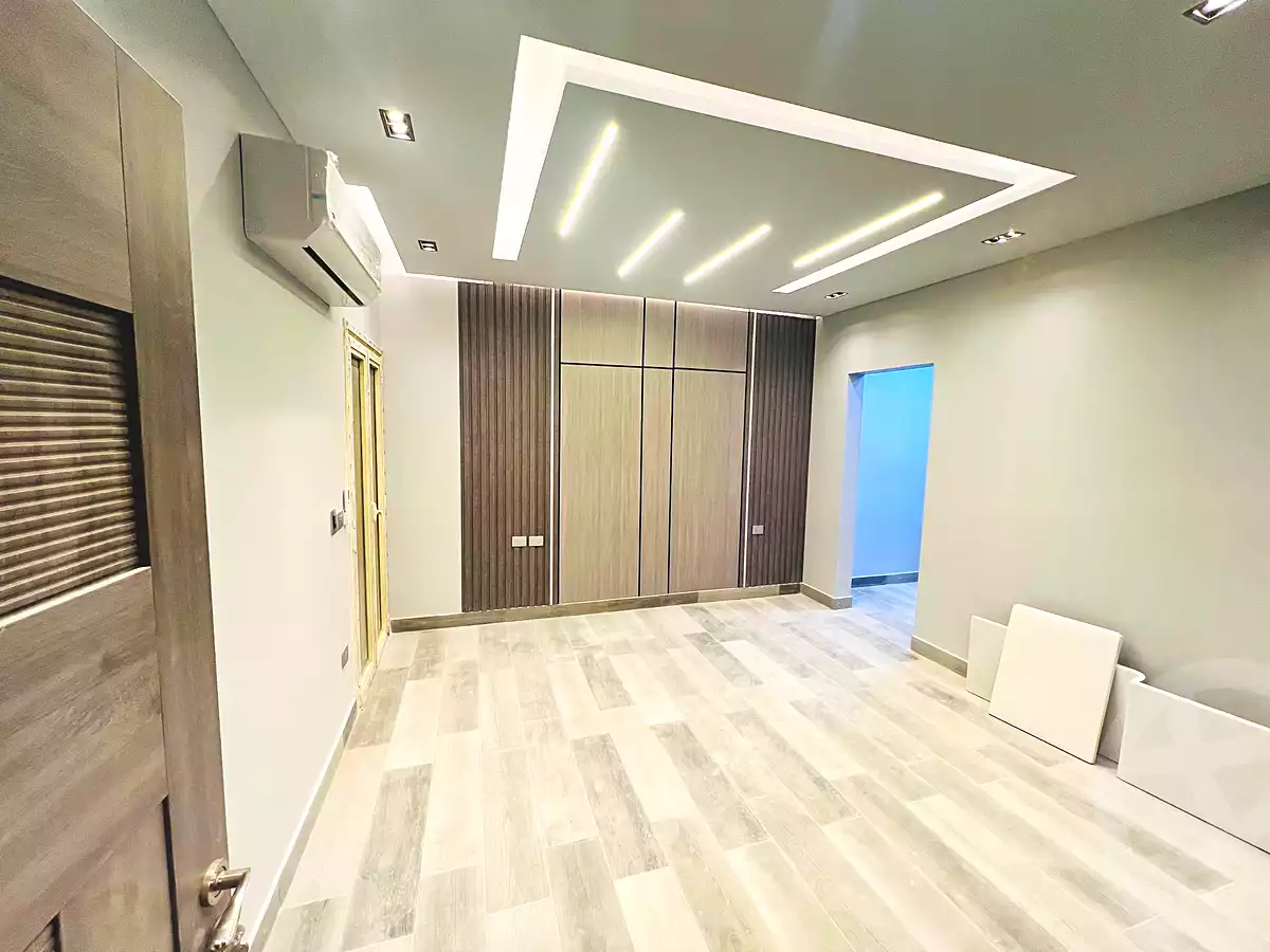 https://aqarmap.com.eg/ar/listing/7306756-for-sale-cairo-new-cairo-compounds-town-residence