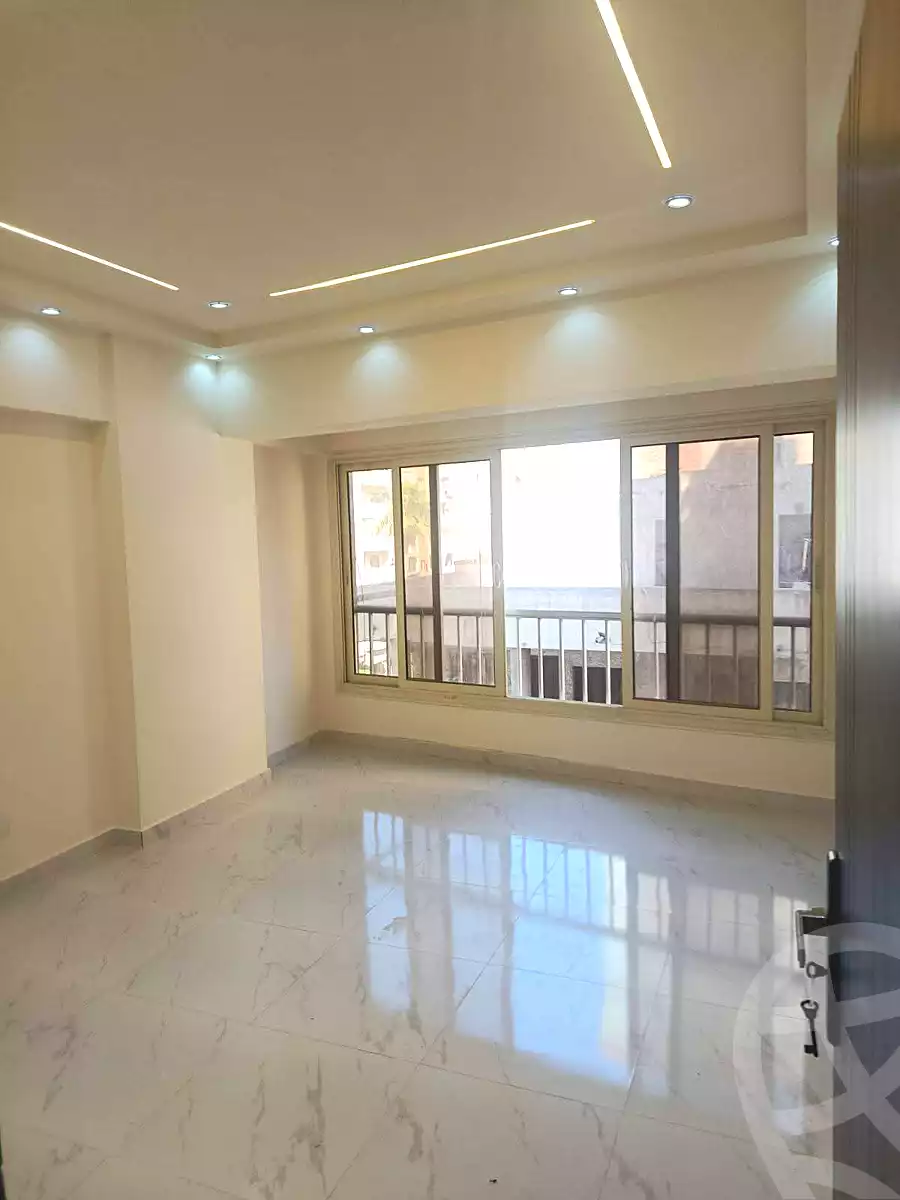 https://aqarmap.com.eg/ar/listing/7306910-for-sale-alexandria-al-agamy-lbytsh-ain-shams-st