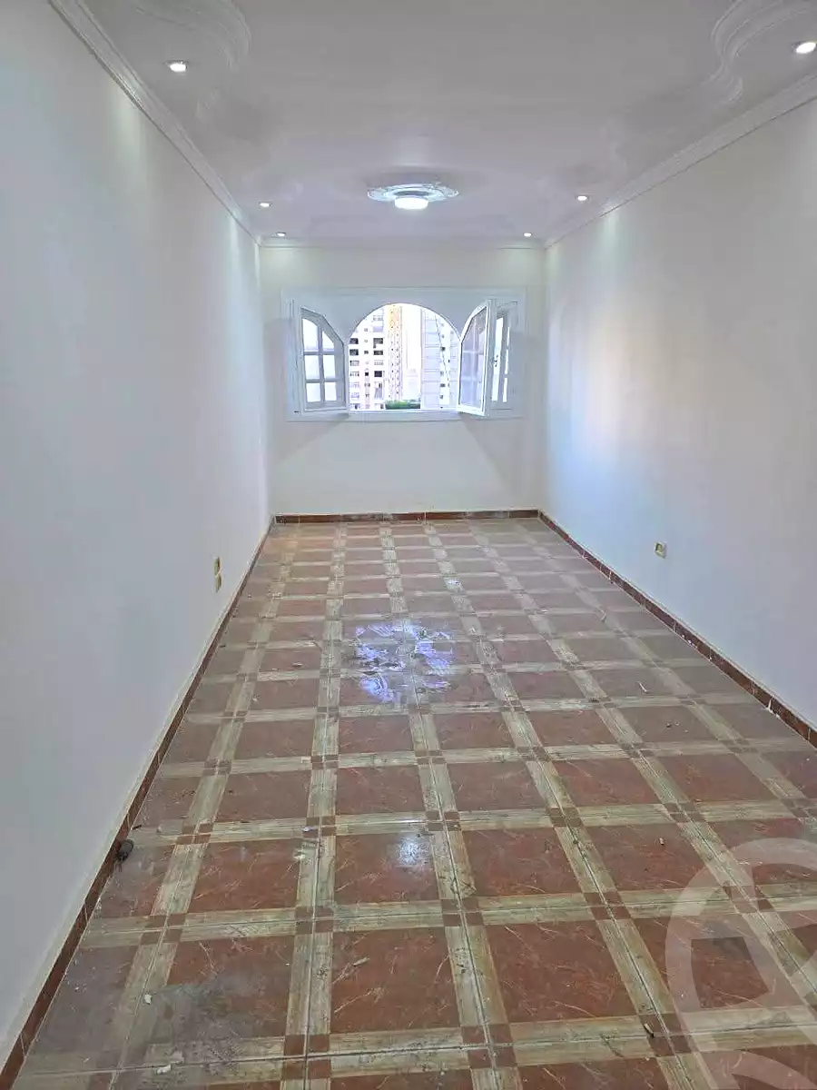 https://aqarmap.com.eg/en/listing/7307070-for-sale-alexandria-new-miami-street-16