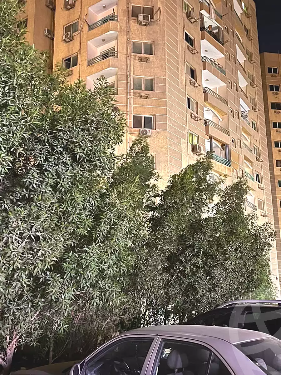 https://aqarmap.com.eg/en/listing/7307140-for-sale-cairo-nasr-city-hay-el-waha-el-moshir-mohammed-aly-fahmy-axis