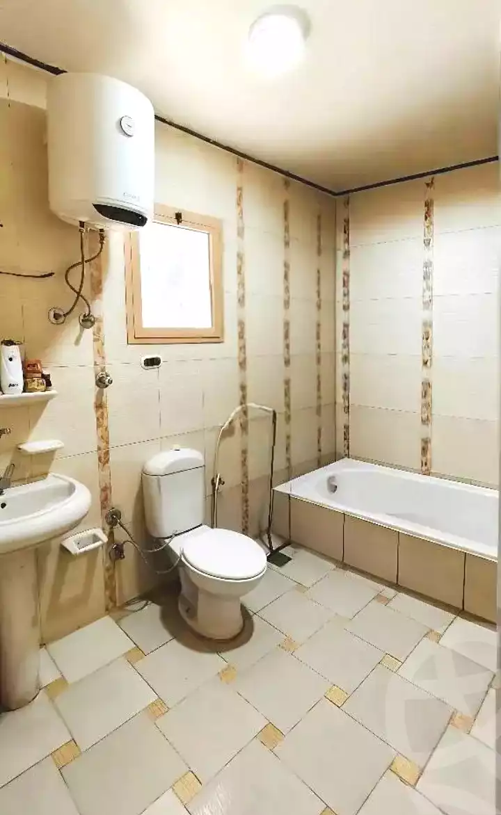 https://aqarmap.com.eg/ar/listing/7307317-for-sale-alexandria-al-agamy-el-hanouvel-el-warsha-st