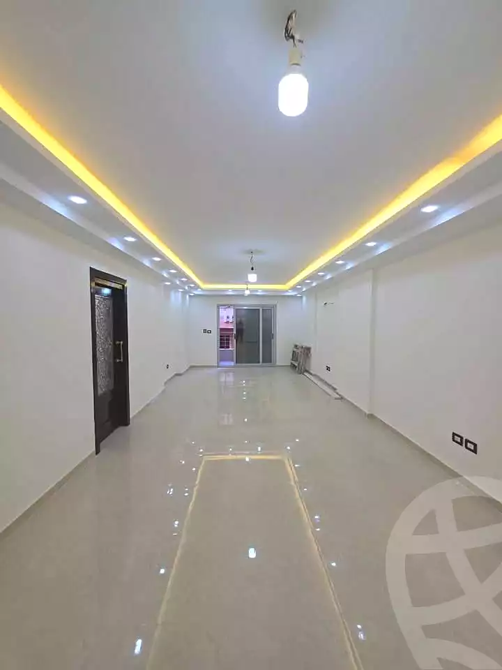 https://aqarmap.com.eg/ar/listing/7307457-for-sale-alexandria-stanley-abd-el-aziz-fahmy-st