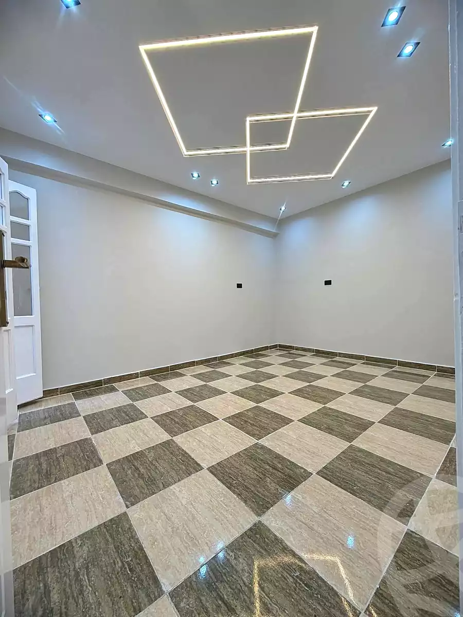 https://aqarmap.com.eg/ar/listing/7307524-for-sale-alexandria-el-asafra-l-sfr-bhry