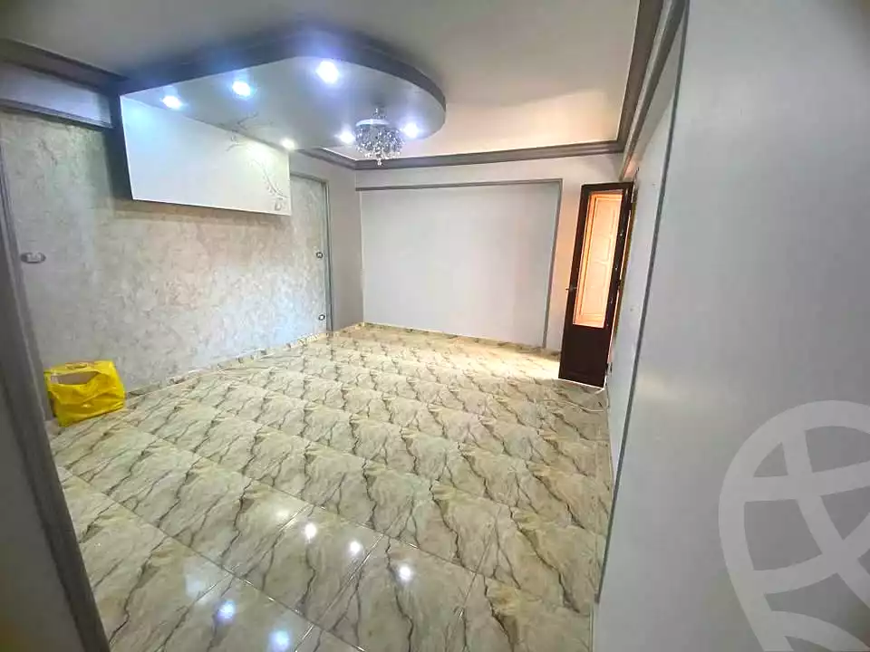 https://aqarmap.com.eg/ar/listing/7307569-for-sale-alexandria-miami-shr-jml-bd-lnsr