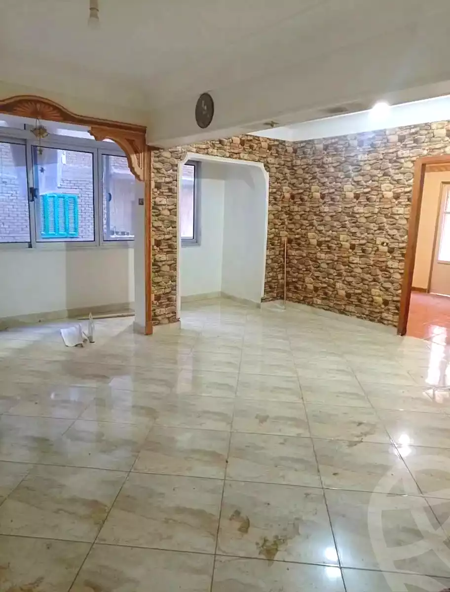 https://aqarmap.com.eg/en/listing/7307647-for-sale-alexandria-el-asafra-43744-st