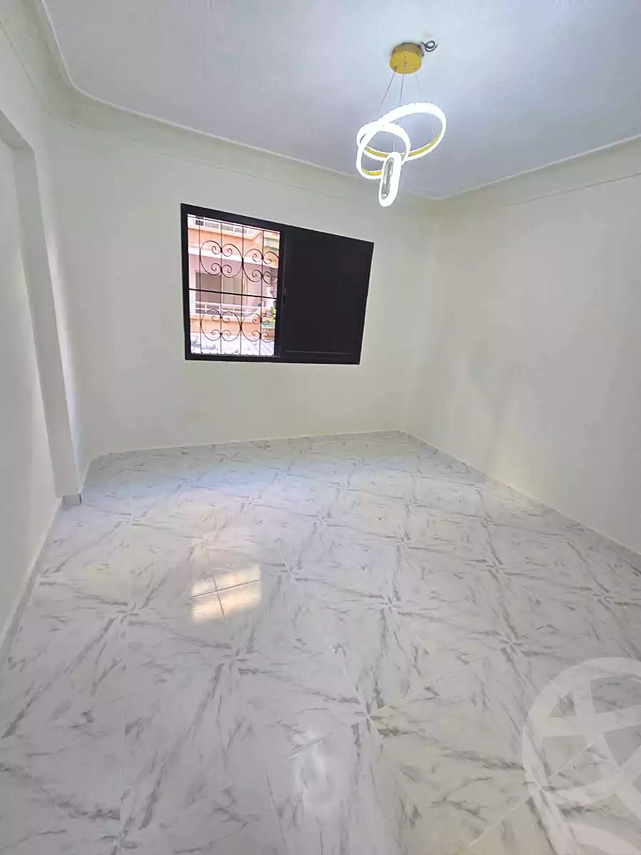 https://aqarmap.com.eg/ar/listing/7307651-for-sale-alexandria-al-agamy-shataa-el-nakheel