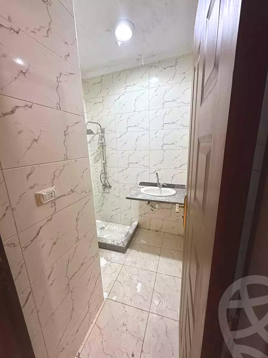 https://aqarmap.com.eg/en/listing/7307827-for-sale-alexandria-al-agamy-el-hanouvel