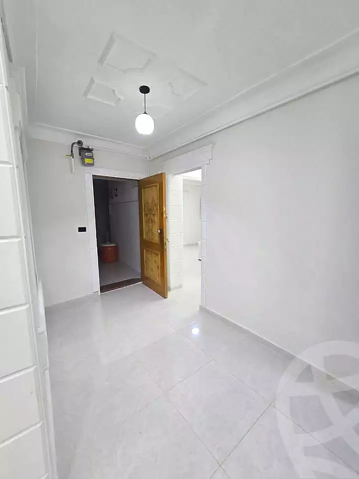 https://aqarmap.com.eg/en/listing/7307992-for-sale-alexandria-miami-farook-abd-al-wahab-st