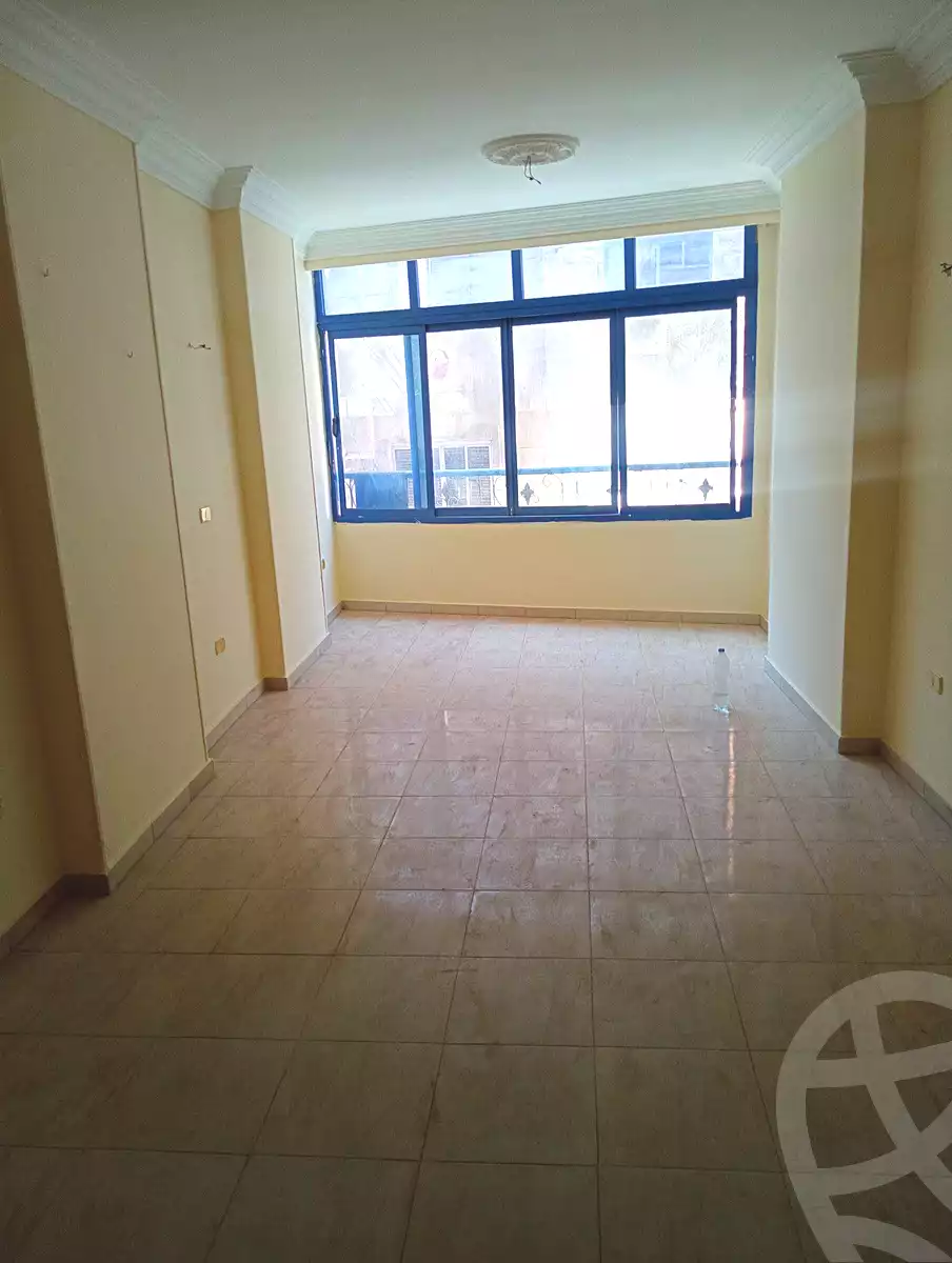 https://aqarmap.com.eg/ar/listing/7308165-for-sale-cairo-ain-shams-ain-shams-el-sharkia-el-zahraa-st