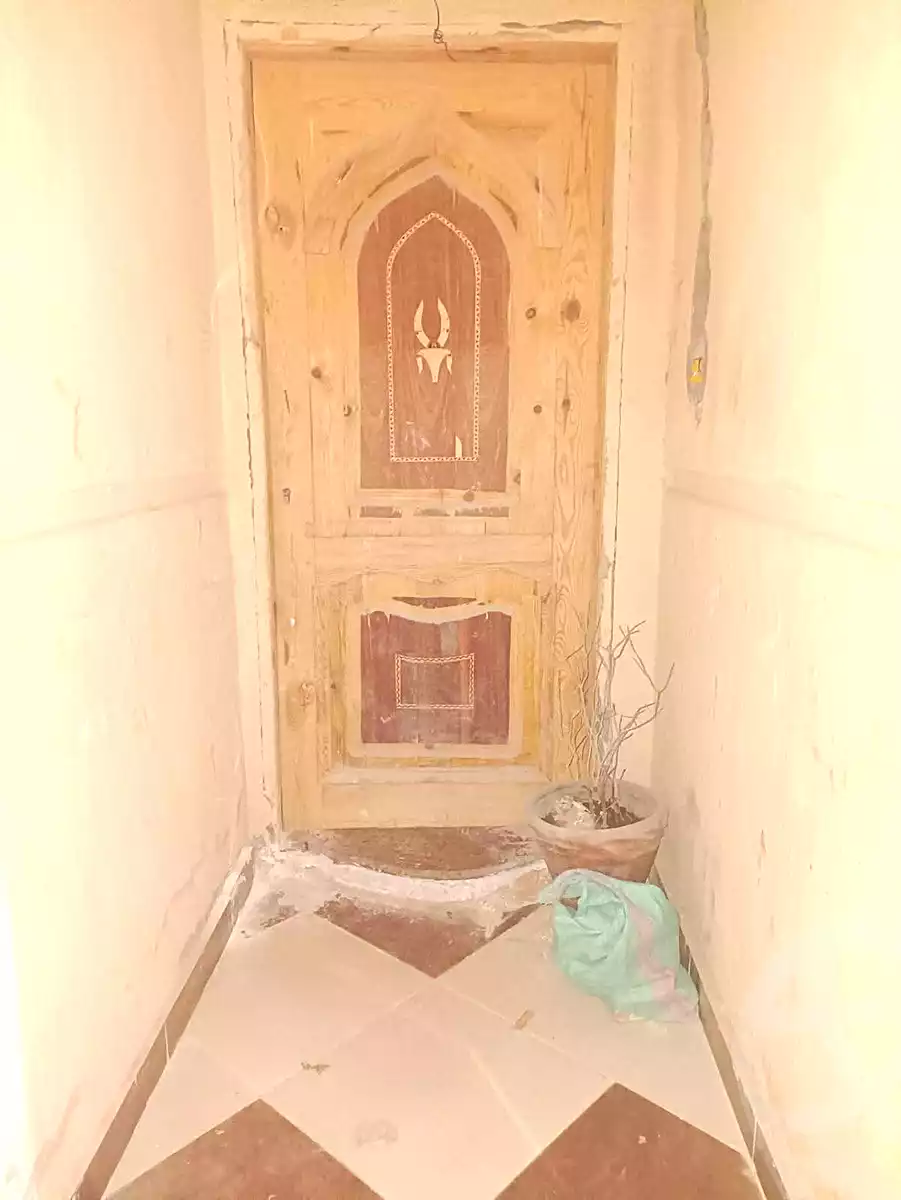 https://aqarmap.com.eg/ar/listing/7308425-for-sale-alexandria-al-agamy-lbytsh-bianchiii-el-bashwat-st