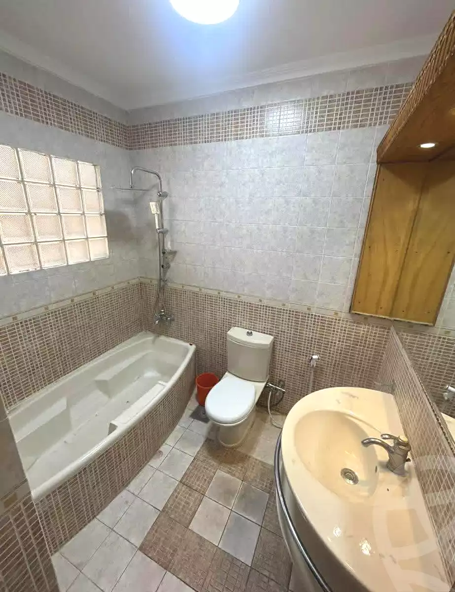 https://aqarmap.com.eg/ar/listing/7308551-for-sale-alexandria-glim