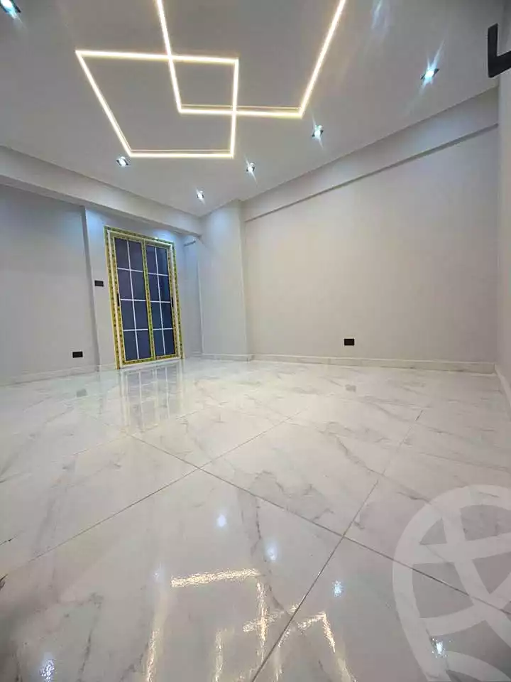 https://aqarmap.com.eg/ar/listing/7308853-for-sale-alexandria-miami-shr-jml-bd-lnsr