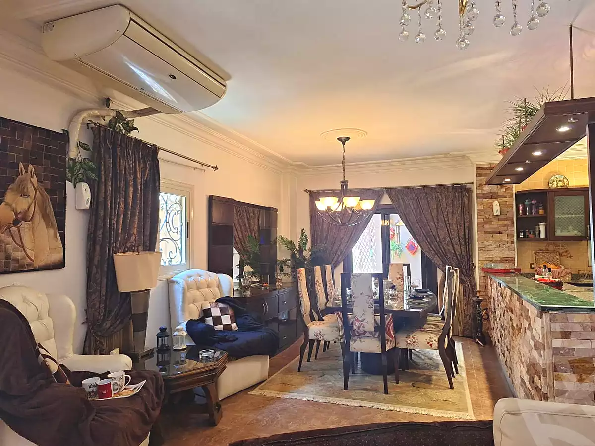 https://aqarmap.com.eg/ar/listing/7309150-for-sale-cairo-new-cairo-first-settlement-mhwr-mstfy-kml