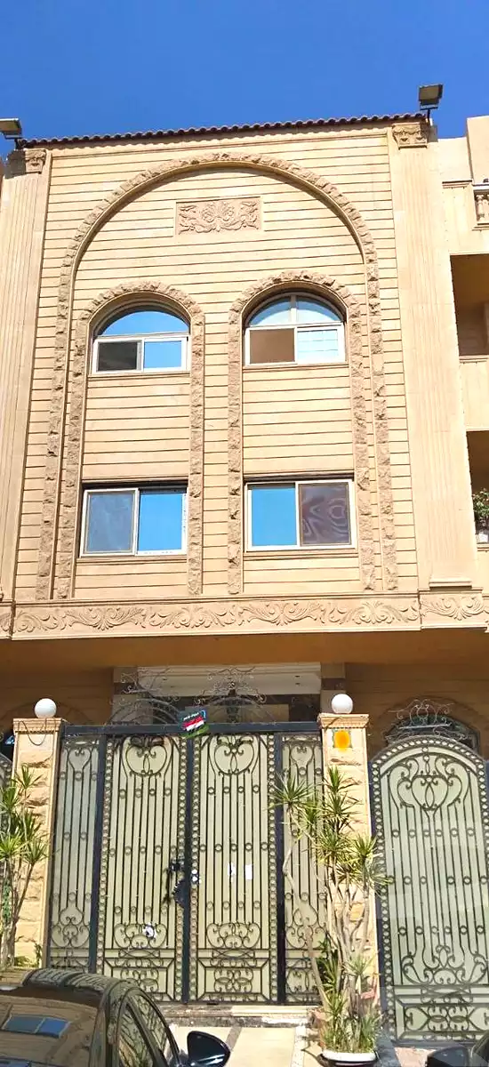 https://aqarmap.com.eg/ar/listing/7309502-for-sale-cairo-new-cairo-el-banafsg-el-banafsag-12