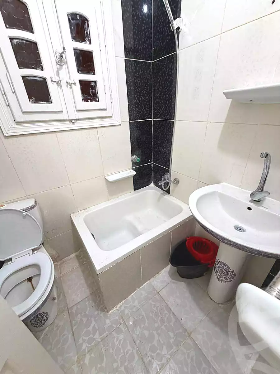 https://aqarmap.com.eg/ar/listing/7309678-for-sale-alexandria-al-agamy-shataa-el-nakheel