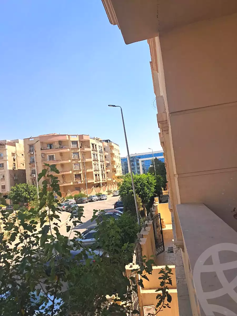 https://aqarmap.com.eg/ar/listing/7309941-for-sale-cairo-new-cairo-el-narges-el-narges-omarat-abdul-rahman-al-rafie-st
