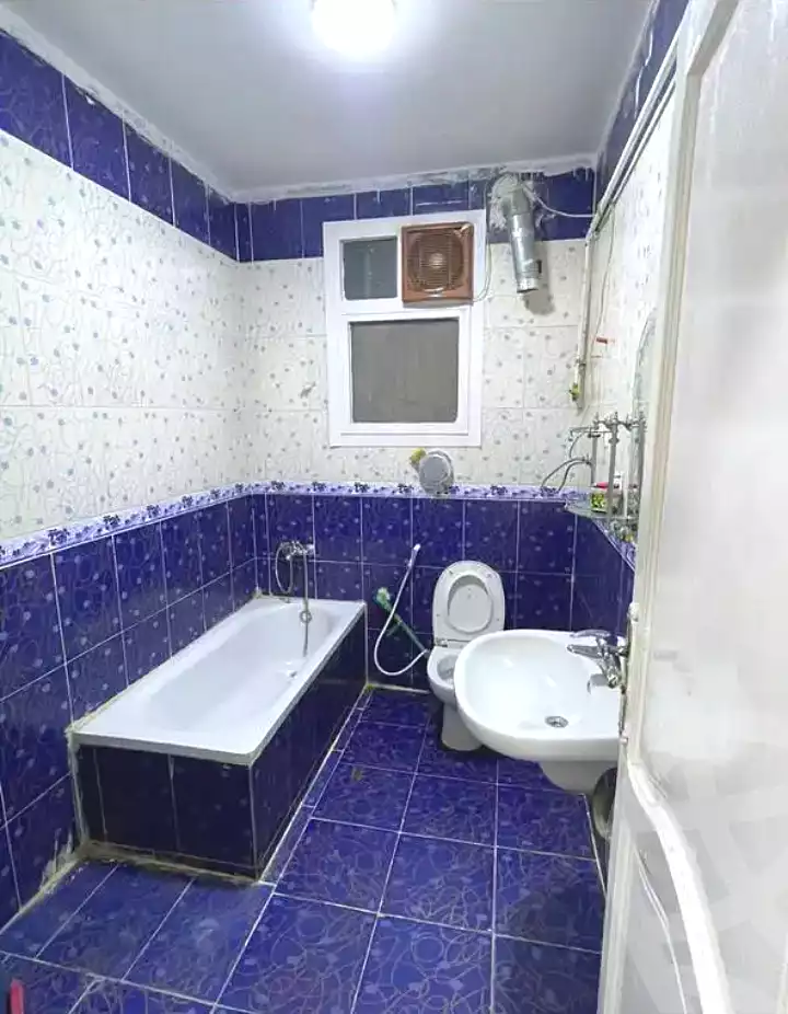 https://aqarmap.com.eg/ar/listing/7310024-for-sale-cairo-el-haram-el-maryotya-el-ikhlas-st