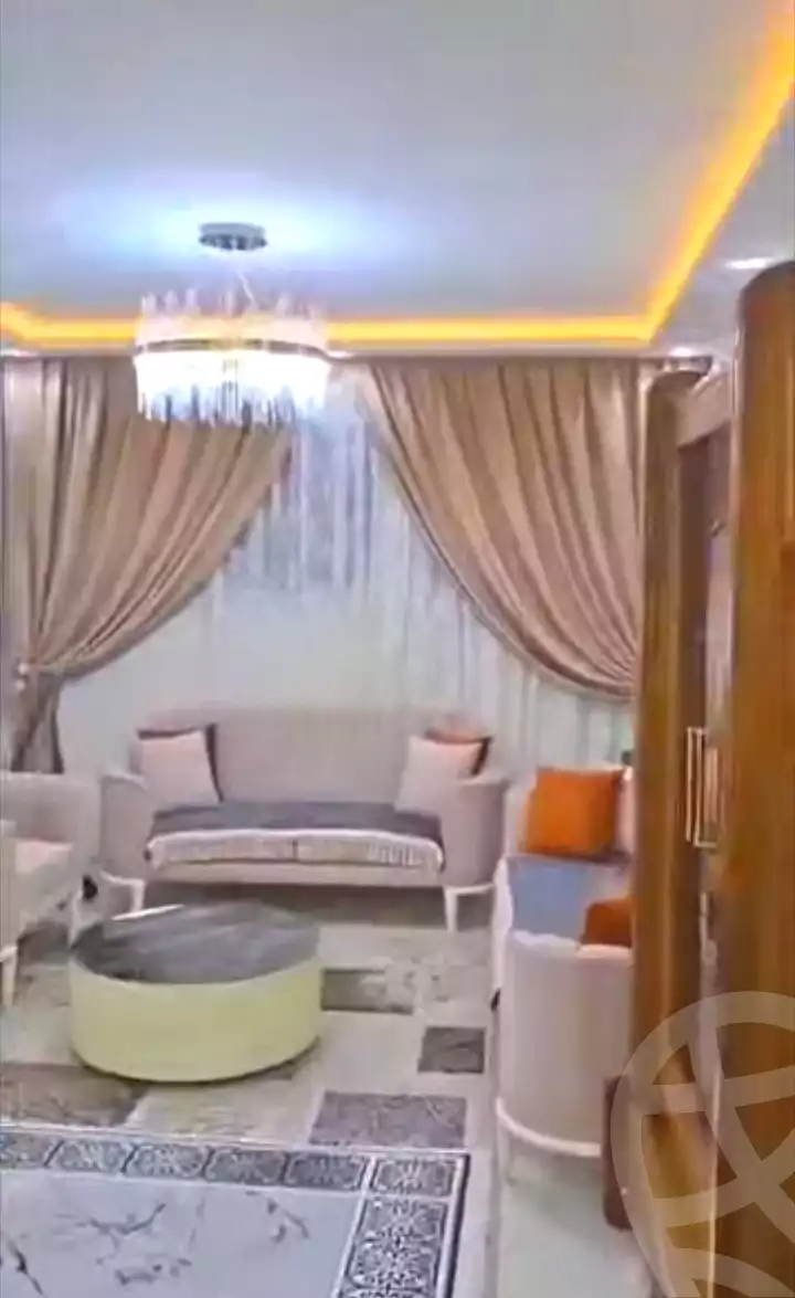 https://aqarmap.com.eg/en/listing/7310145-for-sale-alexandria-al-agamy-bw-ywsf-hosni-mubarak-st