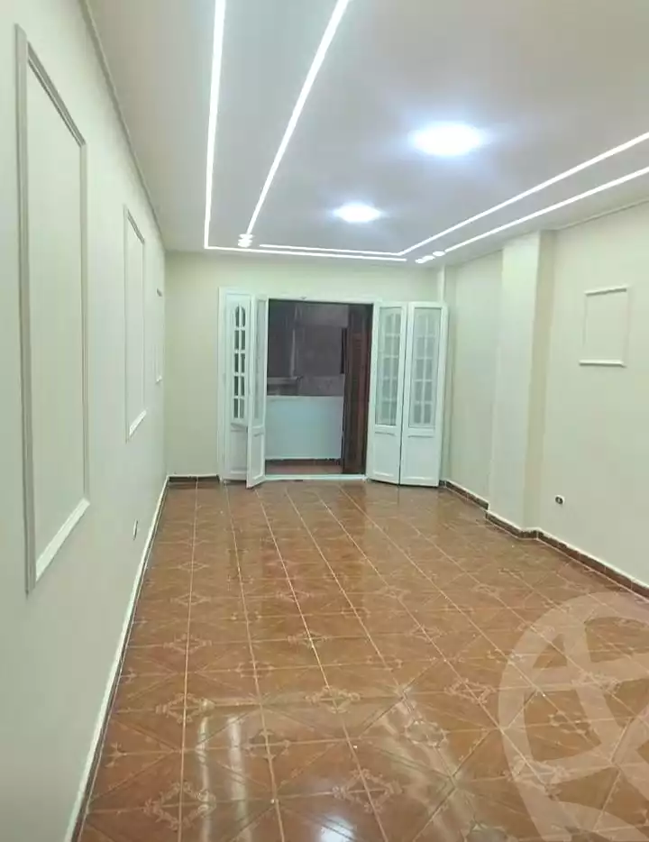 https://aqarmap.com.eg/ar/listing/7310154-for-sale-alexandria-al-agamy-el-hanouvel-el-kholafaa-el-rashdeen-st