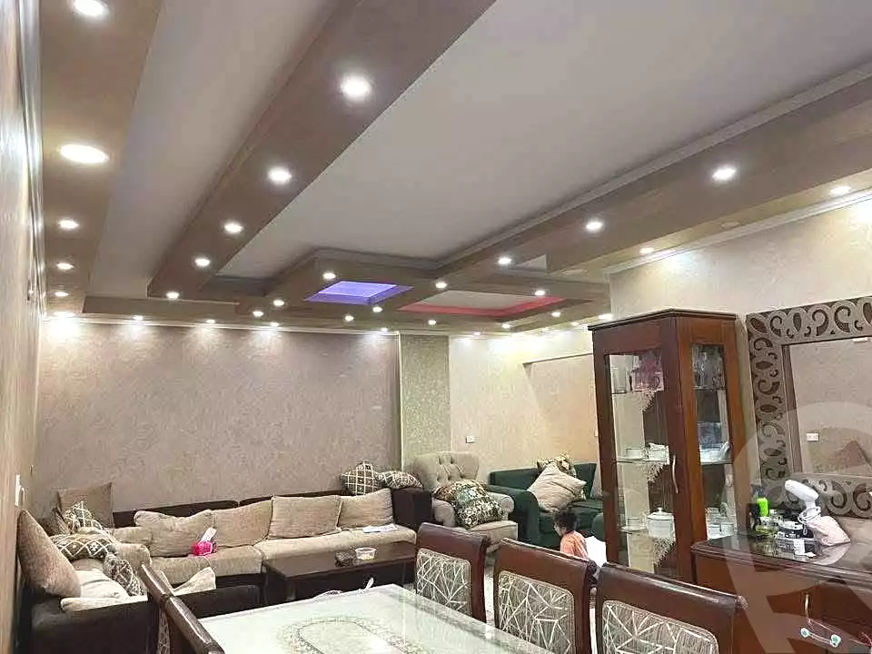 https://aqarmap.com.eg/en/listing/7310348-for-sale-cairo-helwan-mahmoud-zaki-st