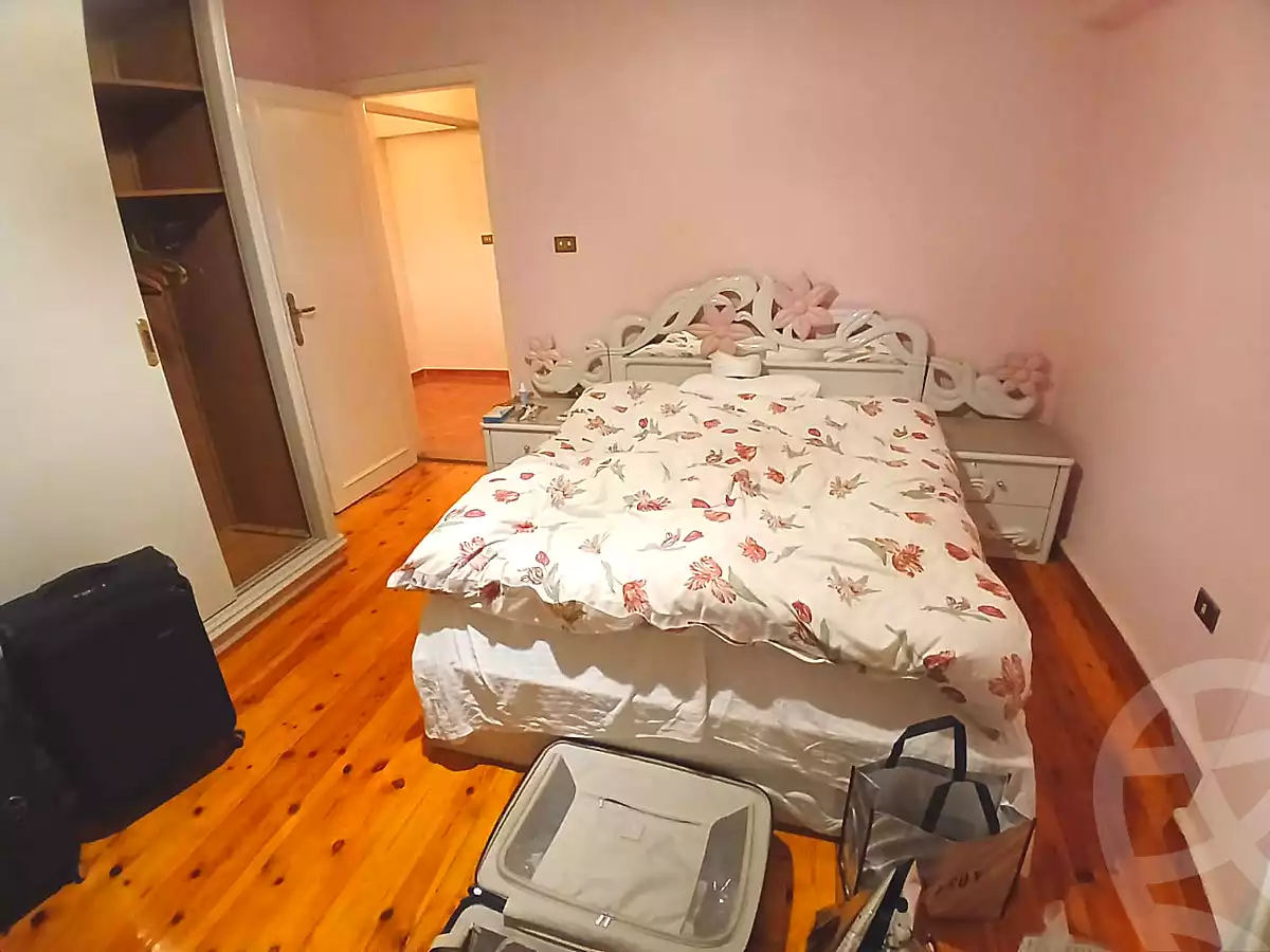 https://aqarmap.com.eg/en/listing/7310827-for-sale-cairo-heliopolis-ard-el-golf-ahmed-aldardery